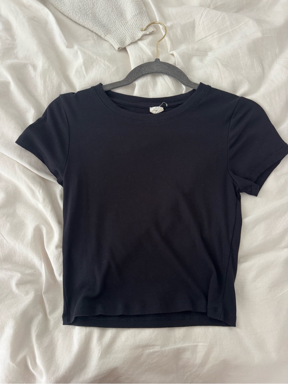 Wilfred Black Ribbed Short Sleeve Crew Tee